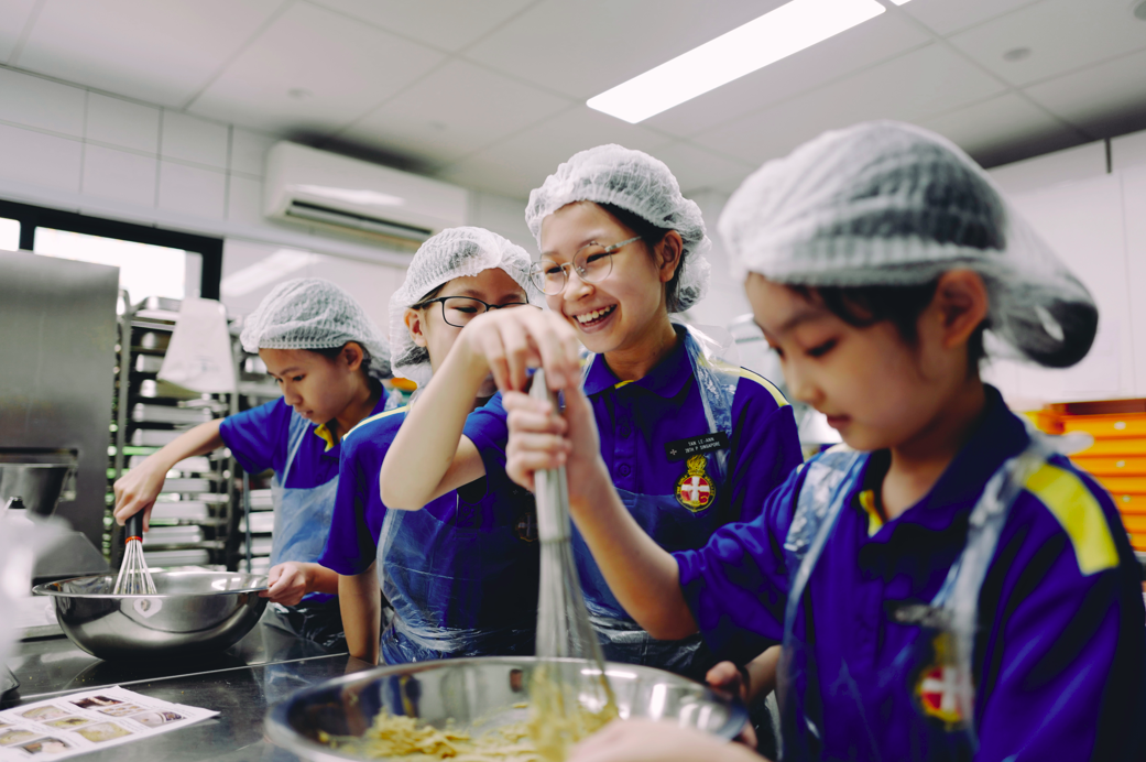 Community Bake - The Girls' Brigade Friend in Deed 2024 x New Hope Community Services